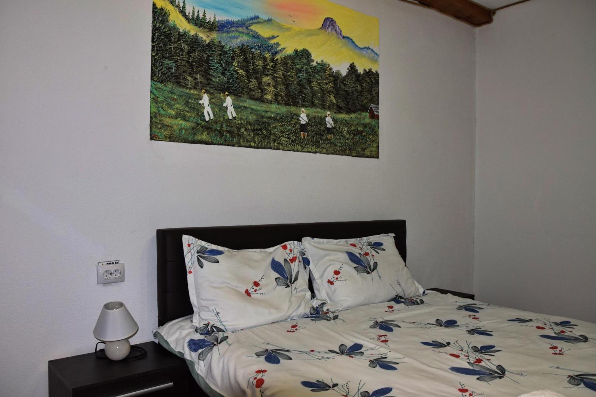 Conacul Cosaului Hotel Feresti Luaran gambar